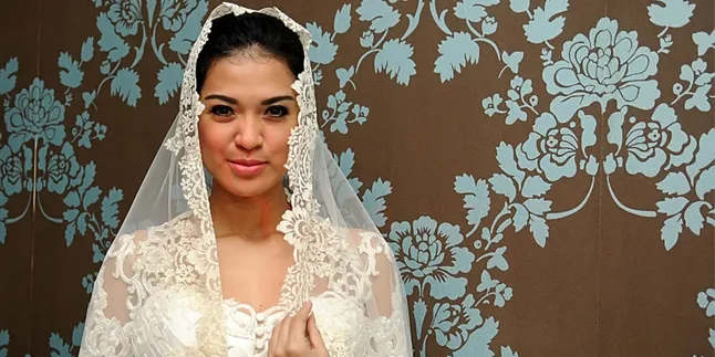 Delia Septianti Sah Jadi Nyonya Tofan Pohan Delia Septianti Sah Jadi Nyonya Tofan Pohan