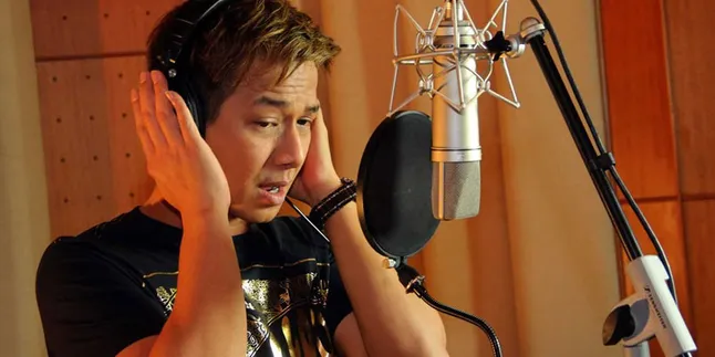 Delon: Bikin Video Klip Itu Mahal