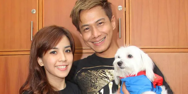 Delon - Yeslin Wang Masih Nunggu Anak