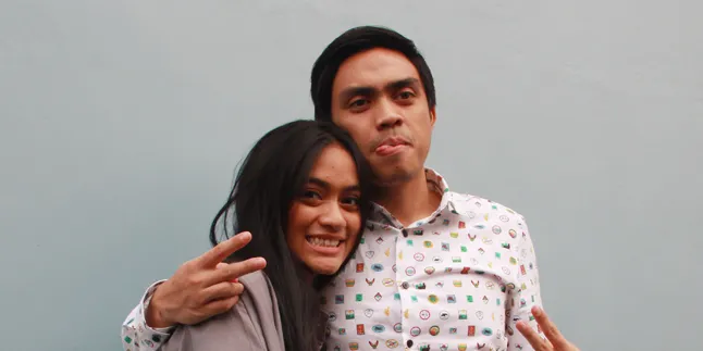Demi Anak, Ayudia Bing Slamet - Ditto Sering Melek Sampai Pagi Demi Anak, Ayudia Bing Slamet - Ditto Sering Melek Sampai Pagi