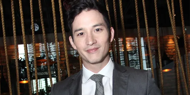 Demi Anak, Mike Lewis Terima Semua Tawaran Job