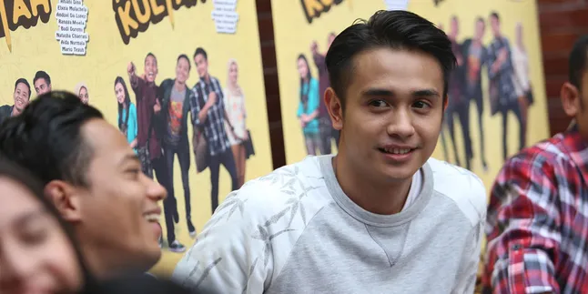 Demi 'CATATAN AKHIR KULIAH', Ajun Perwira Jadi Mahasiswa Lagi