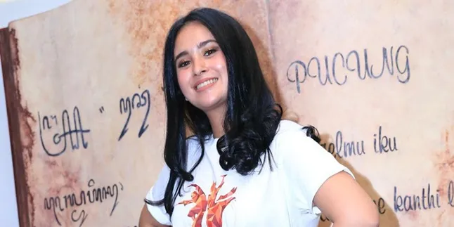 Demi Doreaemon, Ayushita Rela Bangun Pagi Tiap Hari Minggu