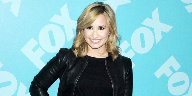 Demi Lovato Siap Kolaborasi Bareng Ed Sheeran dan Christina Perri