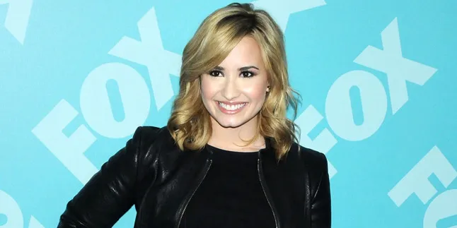 Demi Lovato - Wilmer Valderrama Segera Menikah?