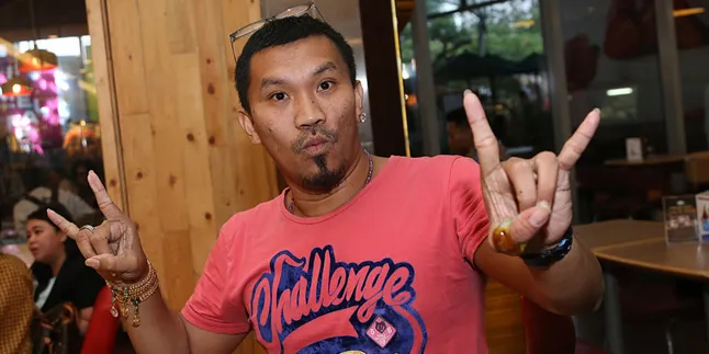 Demi 'OOPS #ADA VAMPIR', Mongol 'Kehilangan' Uang Ratusan Juta