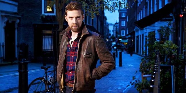Demi Penjualan Album, Frontman Kaiser Chiefs Jadi Juri The Voice