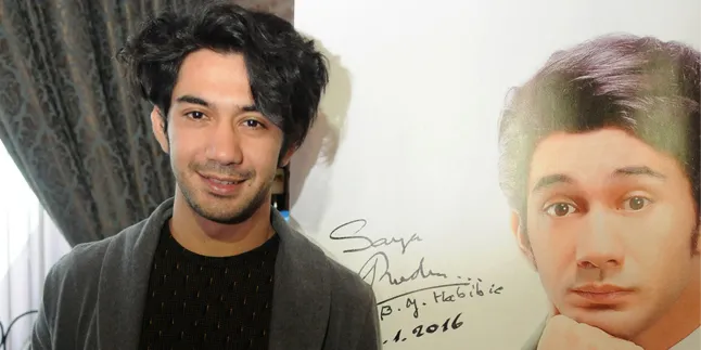 Demi Peran 'RUDY HABIBIE', Reza Rahadian Rela Jalani Diet Ketat