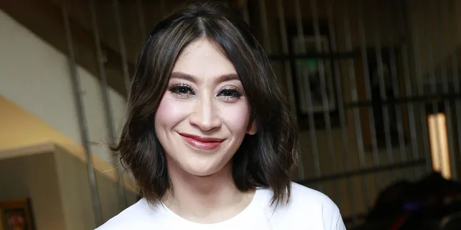 Demi Perannya di 'ZHARFA', Shelomita Harus Kuasai Bahasa Melayu