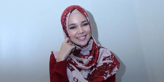 Demi Salat Tarawih di Masjid, Dewi Sandra Tolak Sinetron Ramadan