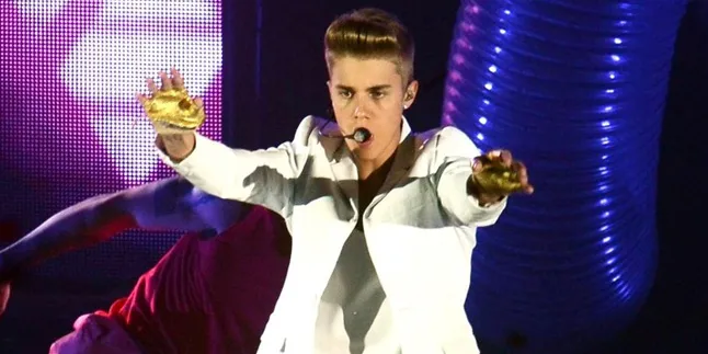 Demi Selena Gomez, Justin Bieber Rela Berhenti Jadi 'Orang Gila'?