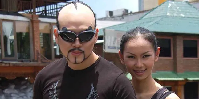 Demi Ulang Tahun Azka, Deddy Corbuzier dan Kalina Tampil Mesra Demi Ulang Tahun Azka, Deddy Corbuzier dan Kalina Tampil Mesra