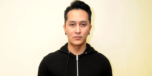 Demian: Makin Besar Resikonya, Semakin Menantang