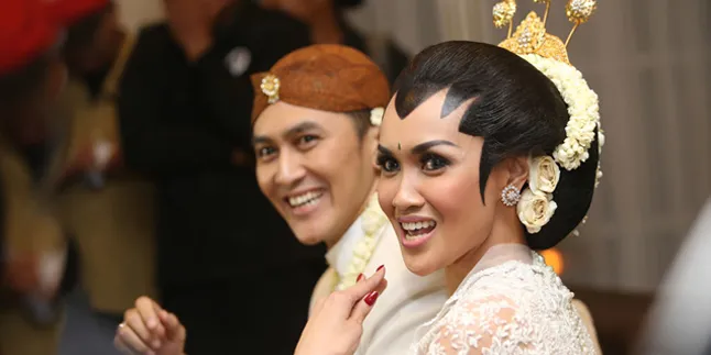 Demian Sengaja Tak Undang Yulia Rachman dan Putranya Demian Sengaja Tak Undang Yulia Rachman dan Putranya