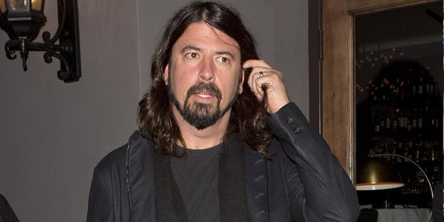 Demo Pertama Foo Fighters Bikin Kurt Cobain Cium Dave Grohl