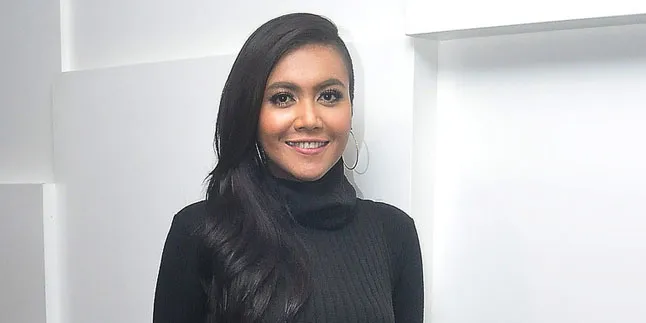 Denada Dukung Penuh Penyanyi Ganteng Ini Rambah Dunia Bisnis
