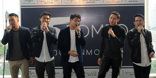 'Denganku Lebih Indah', Hasil Curhat 5Romeo Bareng Yovie Widianto