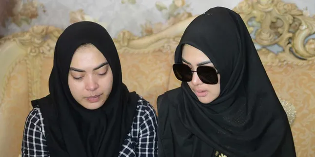 Dengar Doa Ustaz Abdul Somad, Jenazah Kakak Syahrini Meneteskan Air Mata