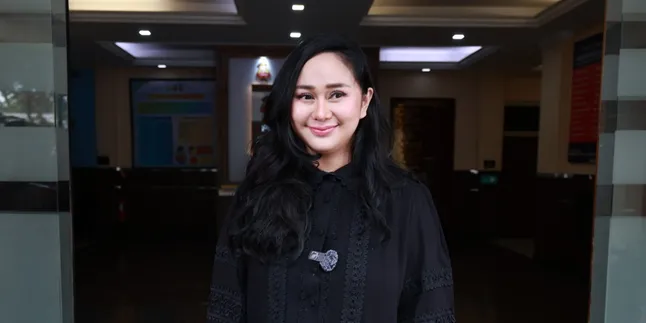 Denise Chariesta Sulit Hubungi Uya Kuya Pasca Rumah Dijarah, Khawatirkan Kondisi Ibunda Uya