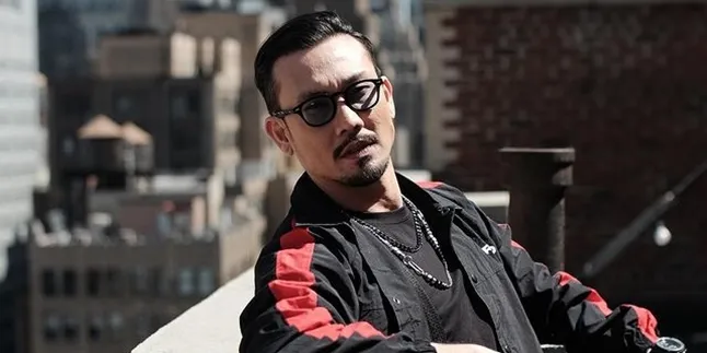 Denny Sumargo Beberkan Kronologi Mantan Manajer Gelapkan Dana Miliaran Rupiah, Geram dan Putuskan Lapor Polisi Denny Sumargo Beberkan Kronologi Mantan Manajer Gelapkan Dana Miliaran Rupiah, Geram dan Putuskan Lapor Polisi
