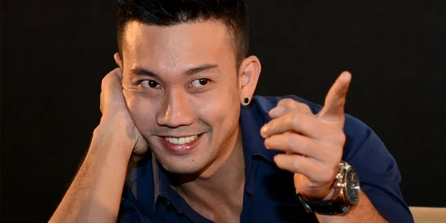 Denny Sumargo Curi-Curi Ilmu di Film Terbaru