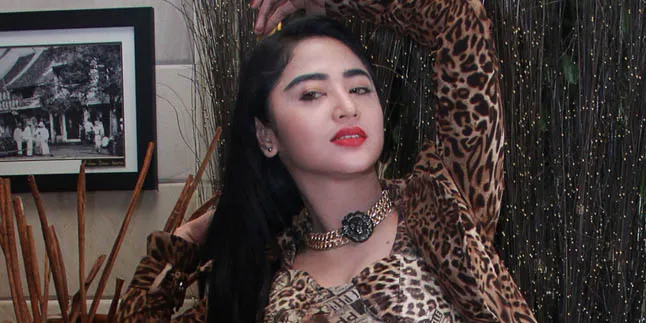 Depe: Mungkin Ini Trik Untuk Hebohin Klip Itu Depe: Mungkin Ini Trik Untuk Hebohin Klip Itu