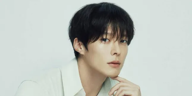 Deretan Aktor Korea yang Gantengnya 10/10 Tapi Suaranya 100/10 (PART 1)