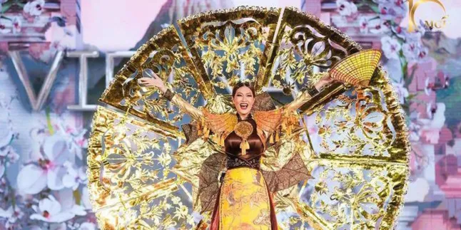 Deretan Kostum Nasional Miss Grand International 2022 yang Paling Unik dan Heboh, Kalian Suka yang Mana? Deretan Kostum Nasional Miss Grand International 2022 yang Paling Unik dan Heboh, Kalian Suka yang Mana?