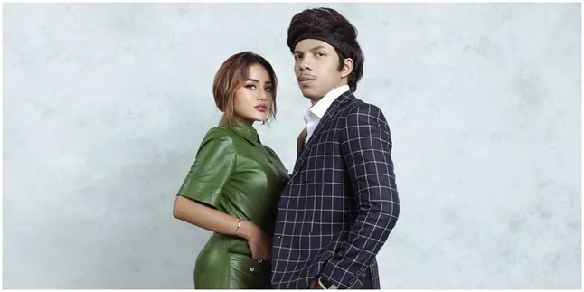 Deretan Momen Mesra Atta - Aurel Sebelum Menikah, Sukses Bikin Baper Netizen Deretan Momen Mesra Atta - Aurel Sebelum Menikah, Sukses Bikin Baper Netizen