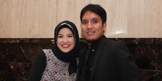 Desta Umumkan Kehamilan Ketiga Natasha Rizki, Selamat Desta Umumkan Kehamilan Ketiga Natasha Rizki, Selamat