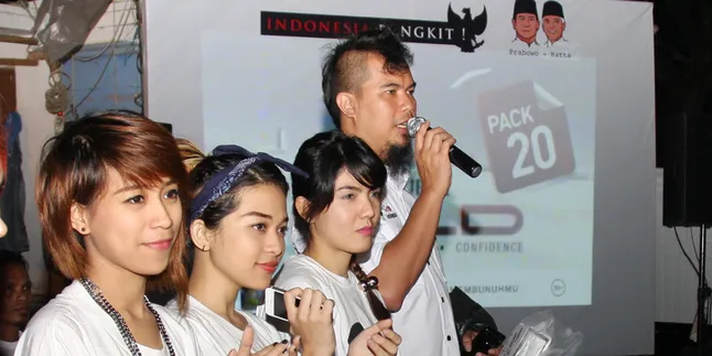 Dewi Dewi Ungkap Alasan Dukung Prabowo - Hatta Dewi Dewi Ungkap Alasan Dukung Prabowo - Hatta