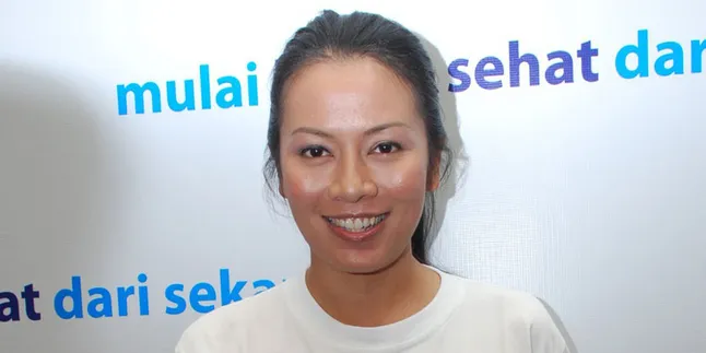 Dewi Lestari: Takdir Glenn Fredly Nyanyikan 'Malaikat Juga Tahu'