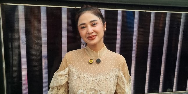 Dewi Perssik Names Her Two Sacrificial Cows Upin and Ipin, A Symbol of Hope for Soon Finding a Partner