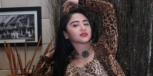 Dewi Perssik Block Semua Akun Twitter Yang Bahas Radja