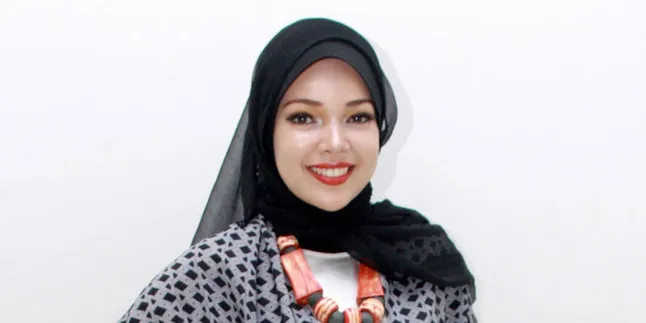 Dewi Sandra Berkaca Pada Fatin Shidqia