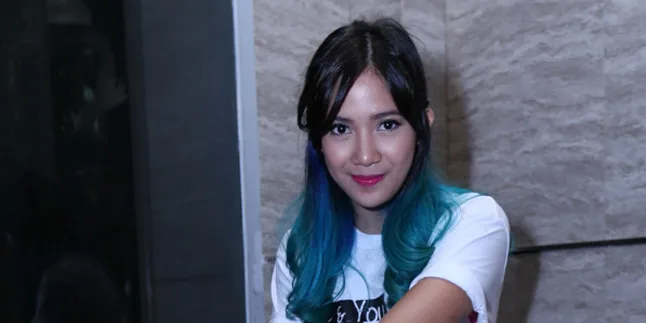 Dhea Seto Pilih Syuting Film Daripada Sinetron Dhea Seto Pilih Syuting Film Daripada Sinetron