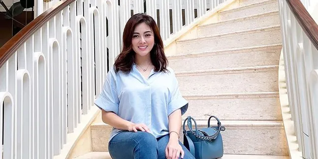 Dhena Devanka Berharap Jonathan Frizzy Menikah dengan Selingkuhannya