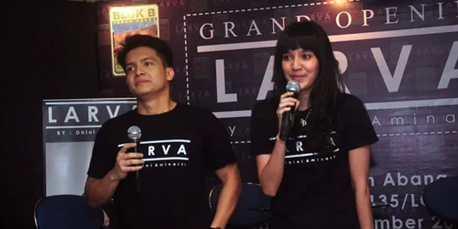 Dhini Aminarti dan Dimas Seto Buka Butik di Tanah Abang