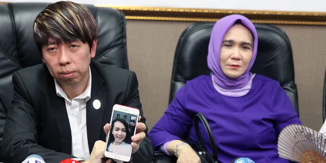 DHL Tak Ingin Ganti Rugi, Kuasa Hukum Dea Imut: Cukup Dea Saja Yang Jadi Korban DHL Tak Ingin Ganti Rugi, Kuasa Hukum Dea Imut: Cukup Dea Saja Yang Jadi Korban