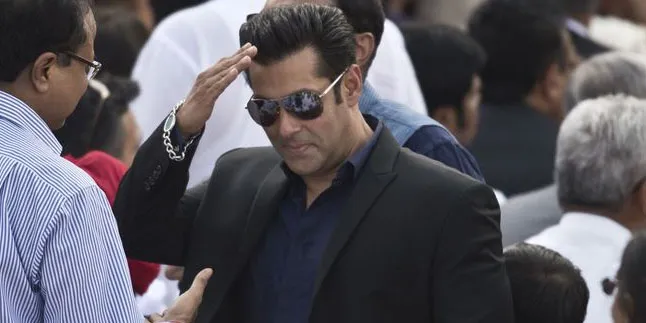 Di Atas Piano, Aktris Cantik Muda Ini 'Mesra' Bareng Salman Khan Di Atas Piano, Aktris Cantik Muda Ini 'Mesra' Bareng Salman Khan