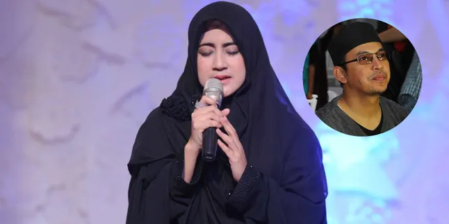 Di Balik Ketegaran, Umi Pipik Tak Bisa Menampik Rindukan Uje Di Balik Ketegaran, Umi Pipik Tak Bisa Menampik Rindukan Uje