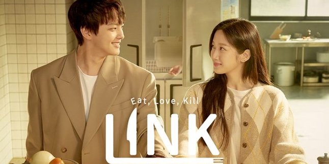 Behind the Scenes of 'LINK: EAT, LOVE, KILL', Yeo Jin Goo Learns and Moon Ga Young Jokes a Lot to Form Chemistry