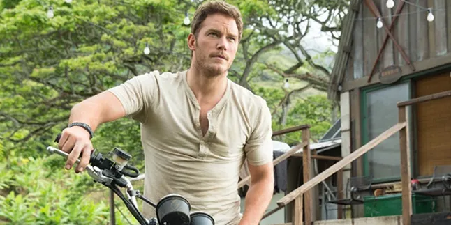 Di Malam Pertama, Dinosaurus Patahkan Rekor 'FURIOUS 7'