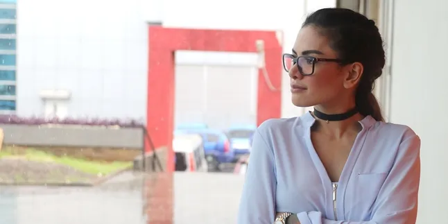 Di Mata Asistennya, Nikita Mirzani Wanita Yang Sangat Kuat Di Mata Asistennya, Nikita Mirzani Wanita Yang Sangat Kuat