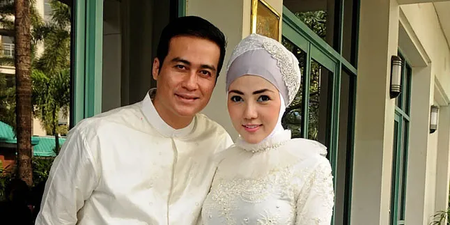 Di Pernikahan Bella - Adjie, KapanLagi.com® Jadi Tamu Kehormatan