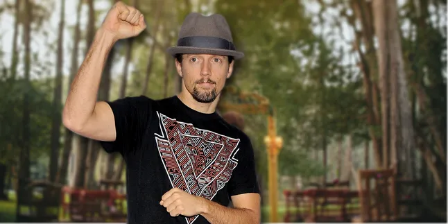 Di Tengah Hutan Dengan Gereja Terbuka, Jason Mraz Menikah? Di Tengah Hutan Dengan Gereja Terbuka, Jason Mraz Menikah?