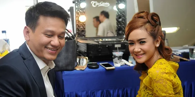 Diam-Diam, Richard R Pondaag Sering Menyelinap Temani Cita Citata
