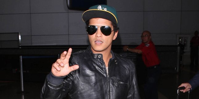 Dianggap Belum Pantas di Super Bowl, Ini Jawaban Bruno Mars