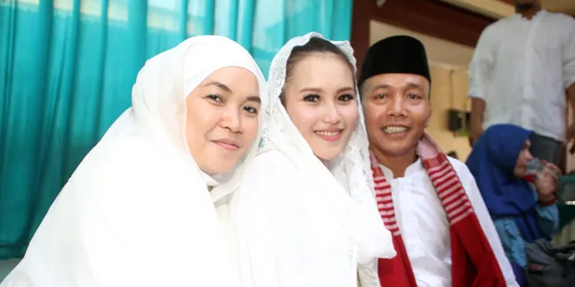 Dianggap Terlalu Ikut Campur, Ortu Ayu Ting Ting Cuek Dianggap Terlalu Ikut Campur, Ortu Ayu Ting Ting Cuek