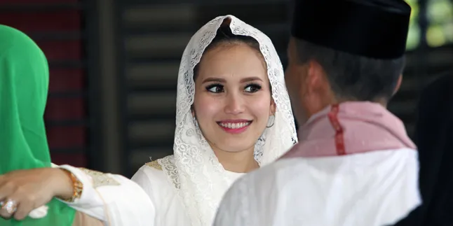 Diberitakan Cerai, Ayu Ting Ting Sempat Drop Diberitakan Cerai, Ayu Ting Ting Sempat Drop